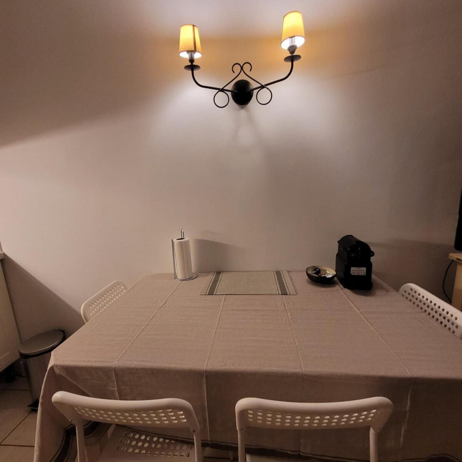 06U - Beautiful Studio In Residence - Swimming Pool And Tennis Court แซ็งต์-โลร็อง-ดู-วาร์ ภายนอก รูปภาพ